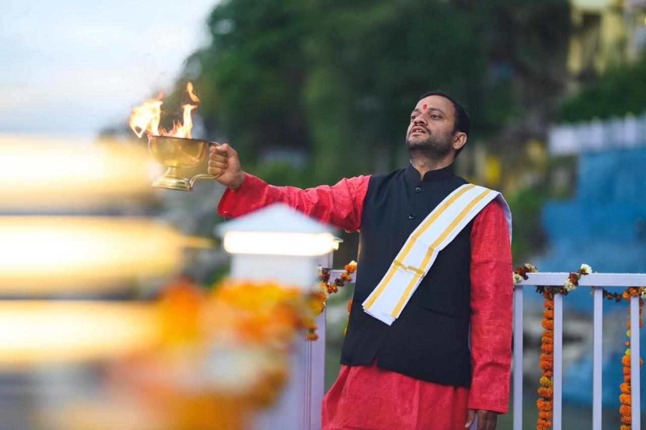 Lemon Tree Premier, Rishikesh Hotel Buitenkant foto